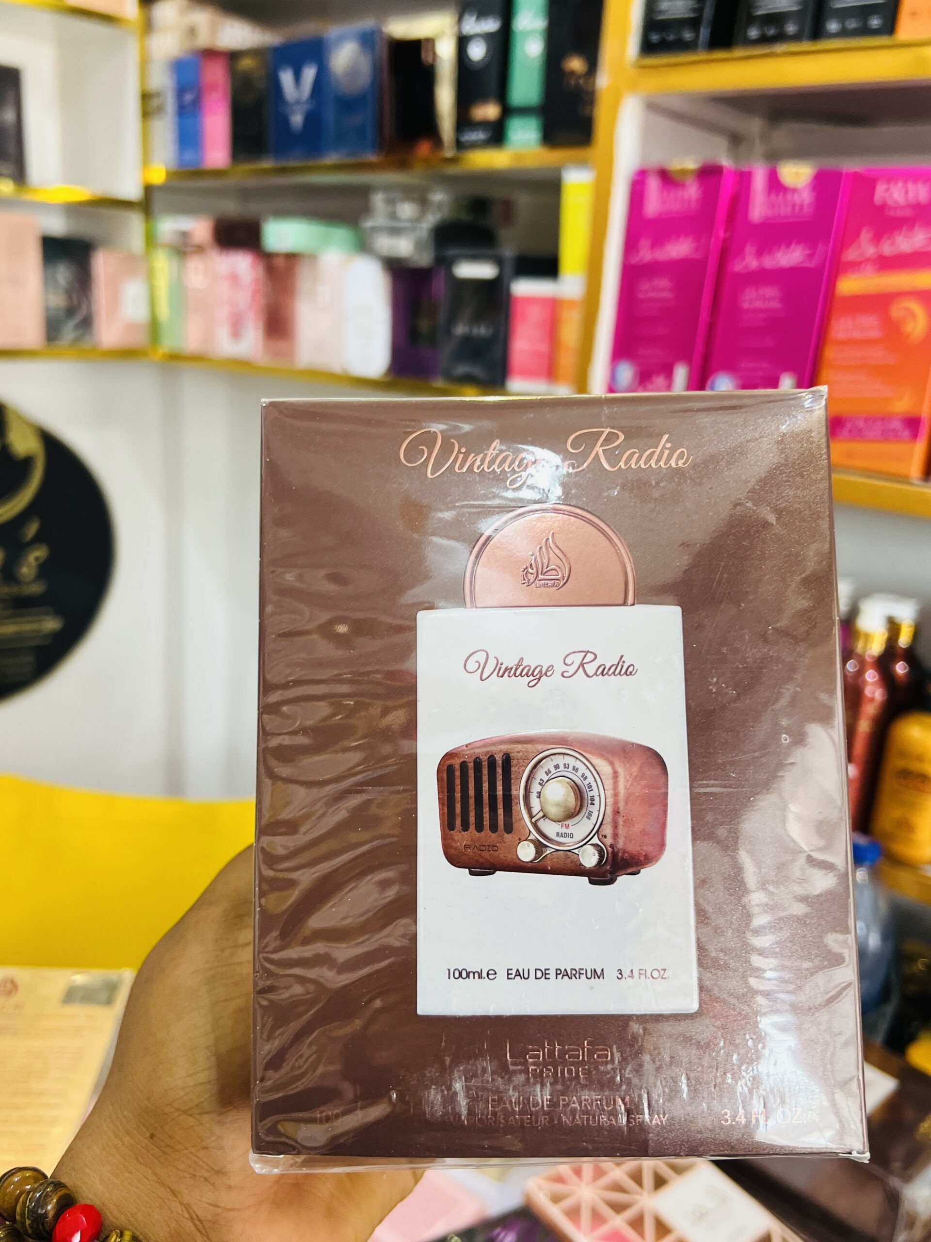 Lattafa Vintage radio perfume