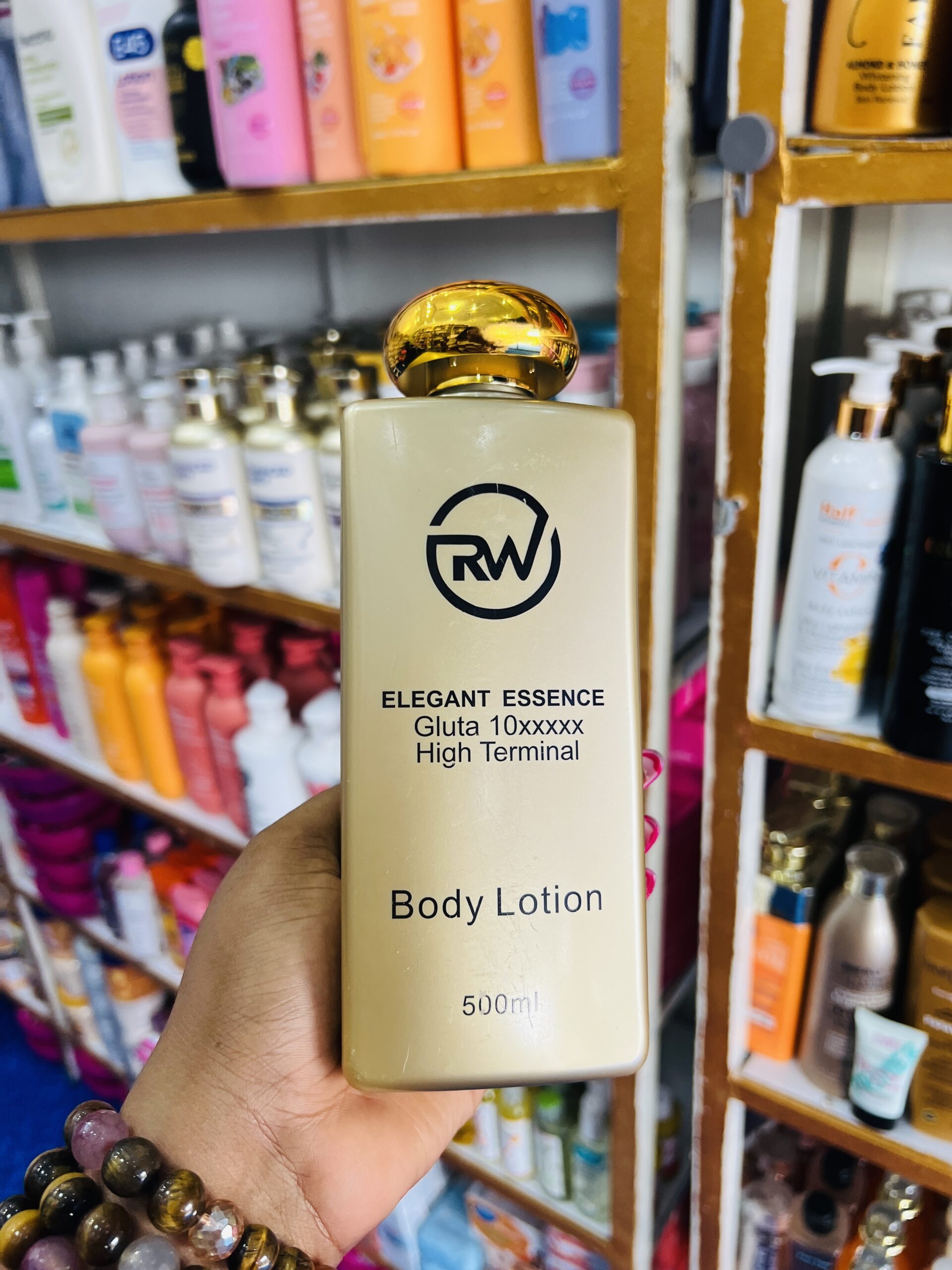 Elegant essence Gluta body lotion