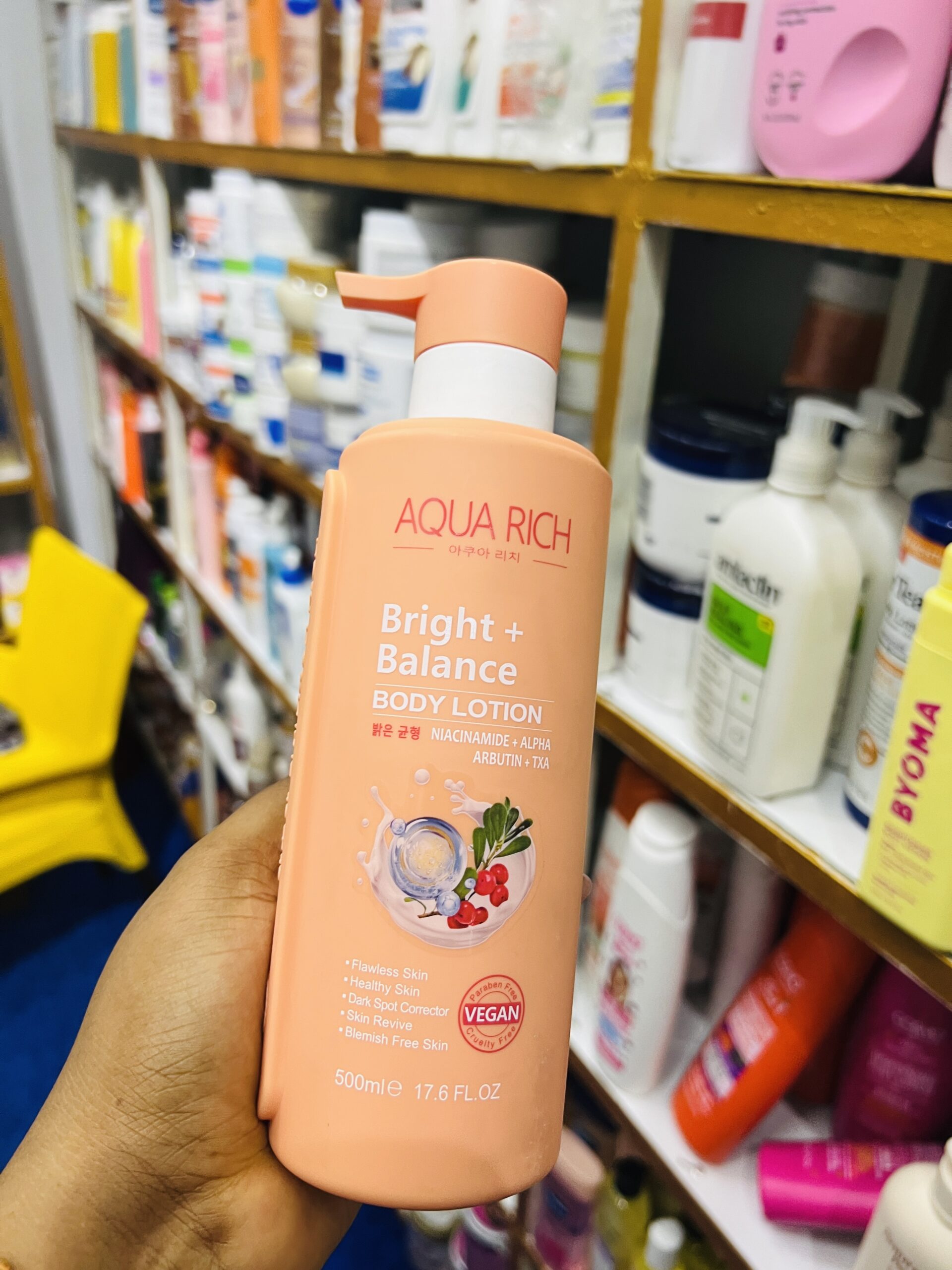 Aqua rich bright and balance body lotion